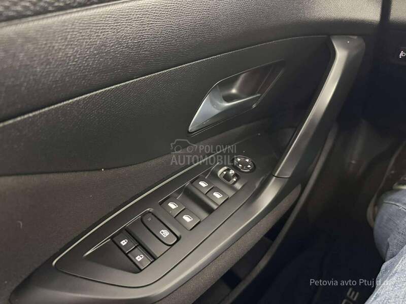 Peugeot 308 1.5 BLUEHDI.Pack