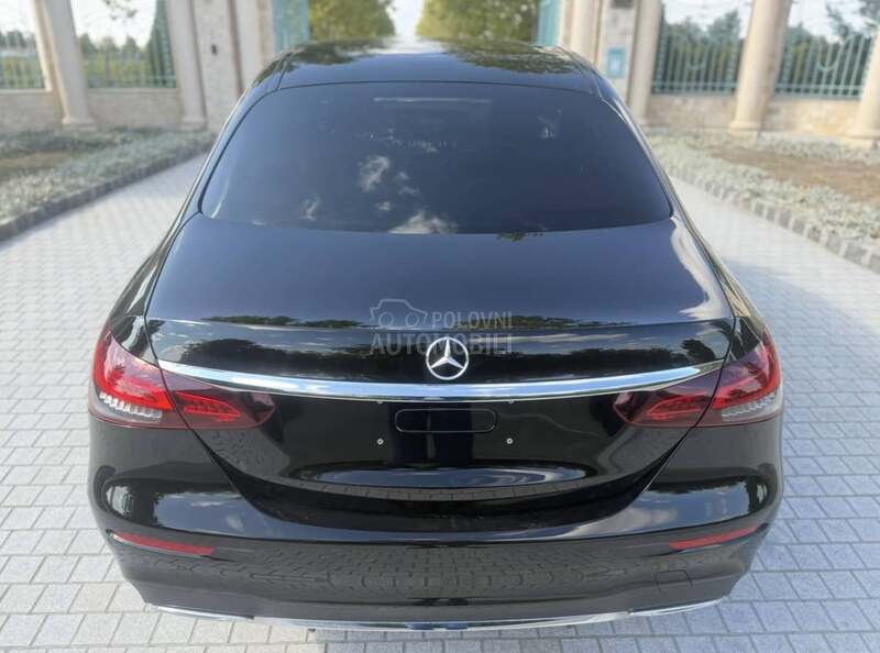Mercedes Benz E 220 3xAMG/90.000k.m