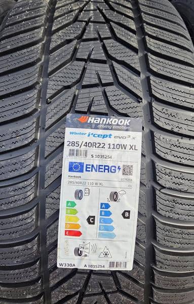 Hankook 325/35 R22 Zimska