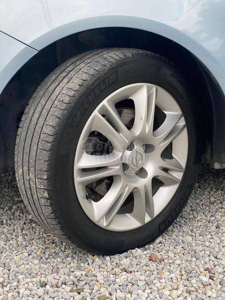 Opel Corsa D KREDlTl,RATA 74e