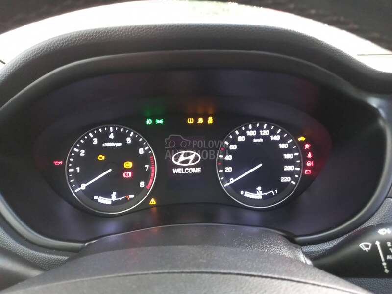 Hyundai i20 1.2 PANO/NAV/LED