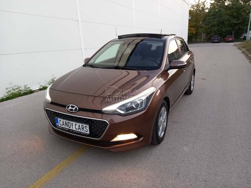 Hyundai i20 1.2 PANO/NAV/LED