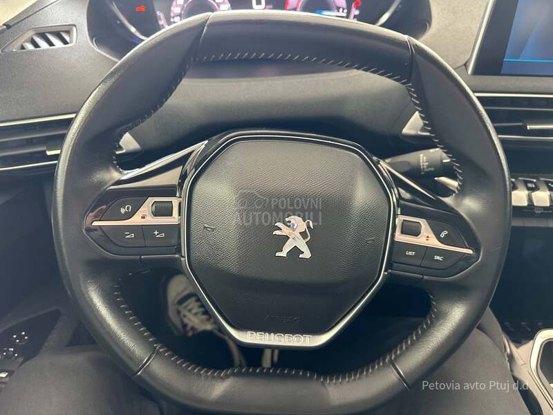Peugeot 5008 1.5 BLUEHDI 130