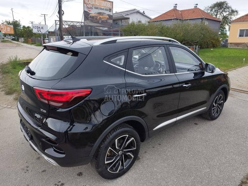 MG ZS 1.0T LUXURY