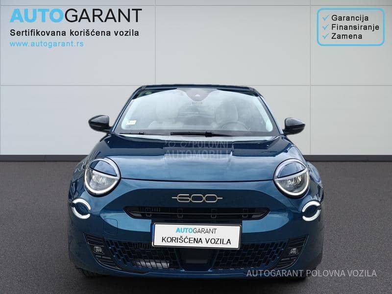 Fiat 600 1.2 DCT BASE PLUS