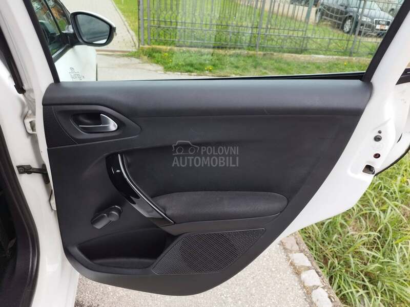 Peugeot 208 1.4 HDI