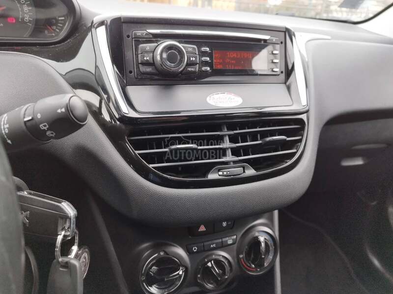 Peugeot 208 1.4 HDI