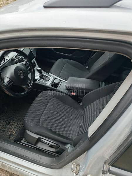 Volkswagen Passat B7 2.0 tdi