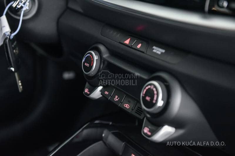 Kia Stonic 1.2 URBAN M/T