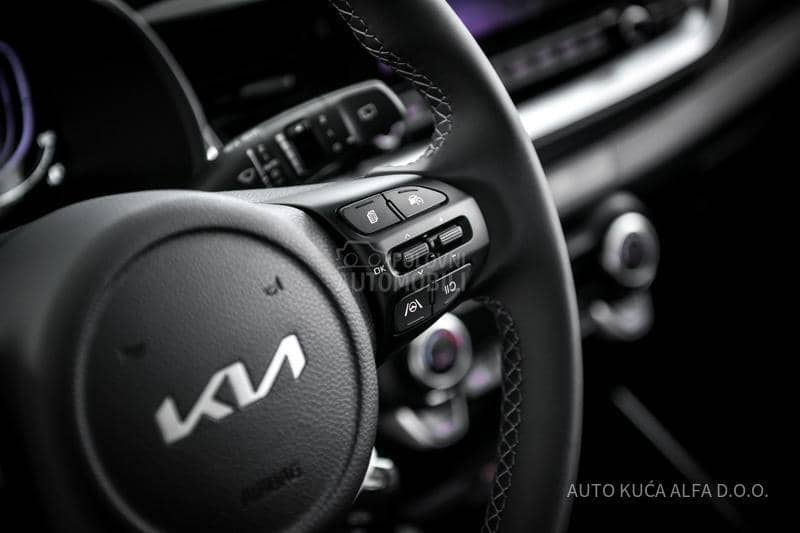 Kia Stonic 1.2 URBAN M/T