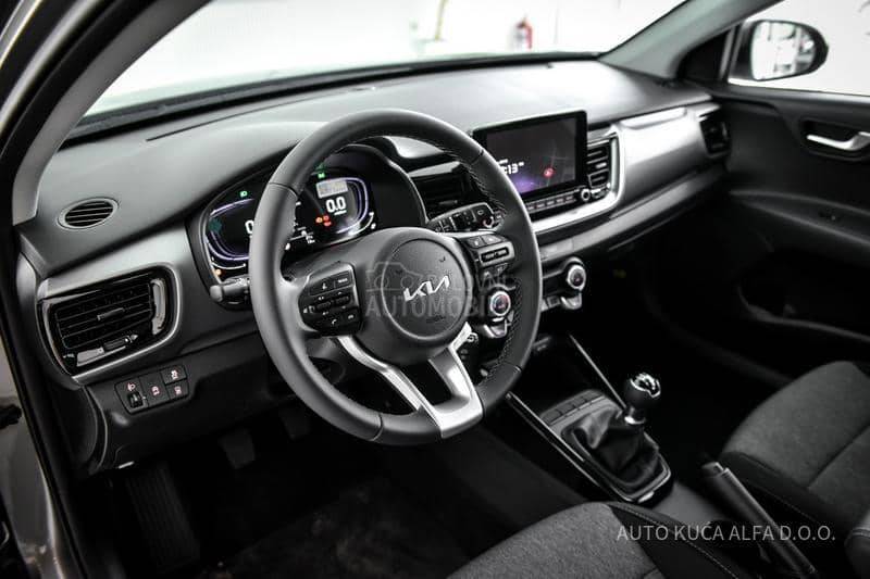 Kia Stonic 1.2 URBAN M/T