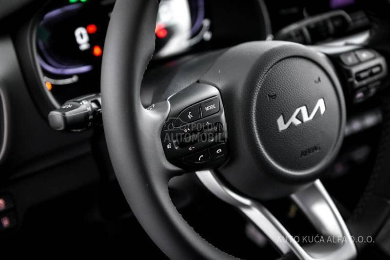 Kia Stonic 1.2 URBAN M/T