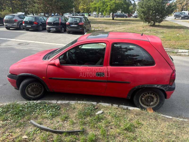 Opel Corsa B 