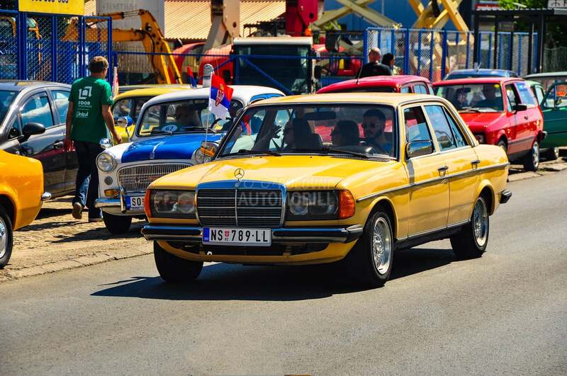 Mercedes Benz W123 300d