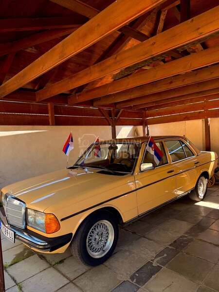 Mercedes Benz W123 300d
