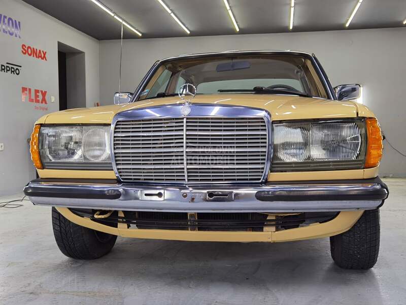 Mercedes Benz W123 300d