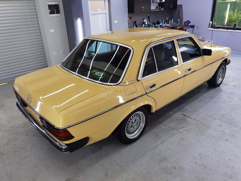 Mercedes Benz W123 300d