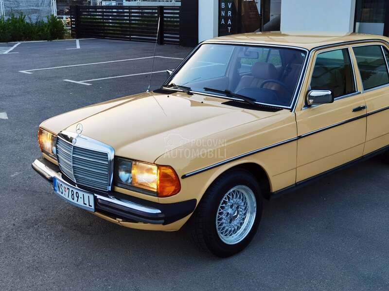 Mercedes Benz W123 300d