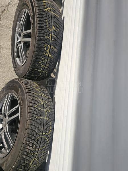 Michelin 235/65 R17 Zimska