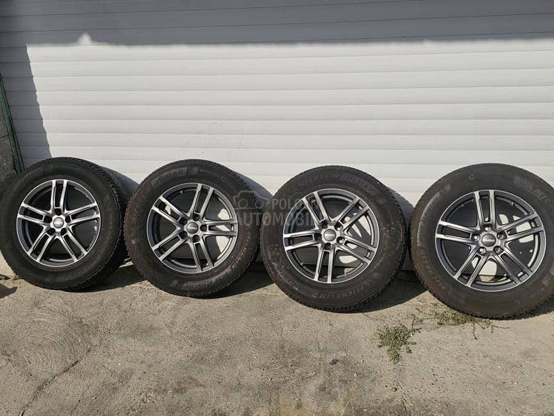 Michelin 235/65 R17 Zimska