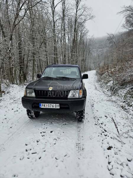 Toyota Land Cruiser 