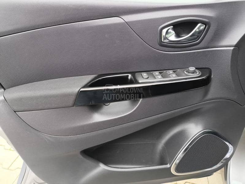 Renault Captur INTENSE