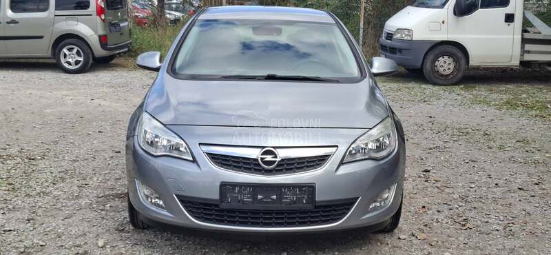 Opel Astra J 1.4 A.TMOSVERAC