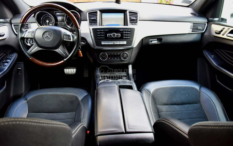 Mercedes Benz ML 350 AMG A I R M A T I K