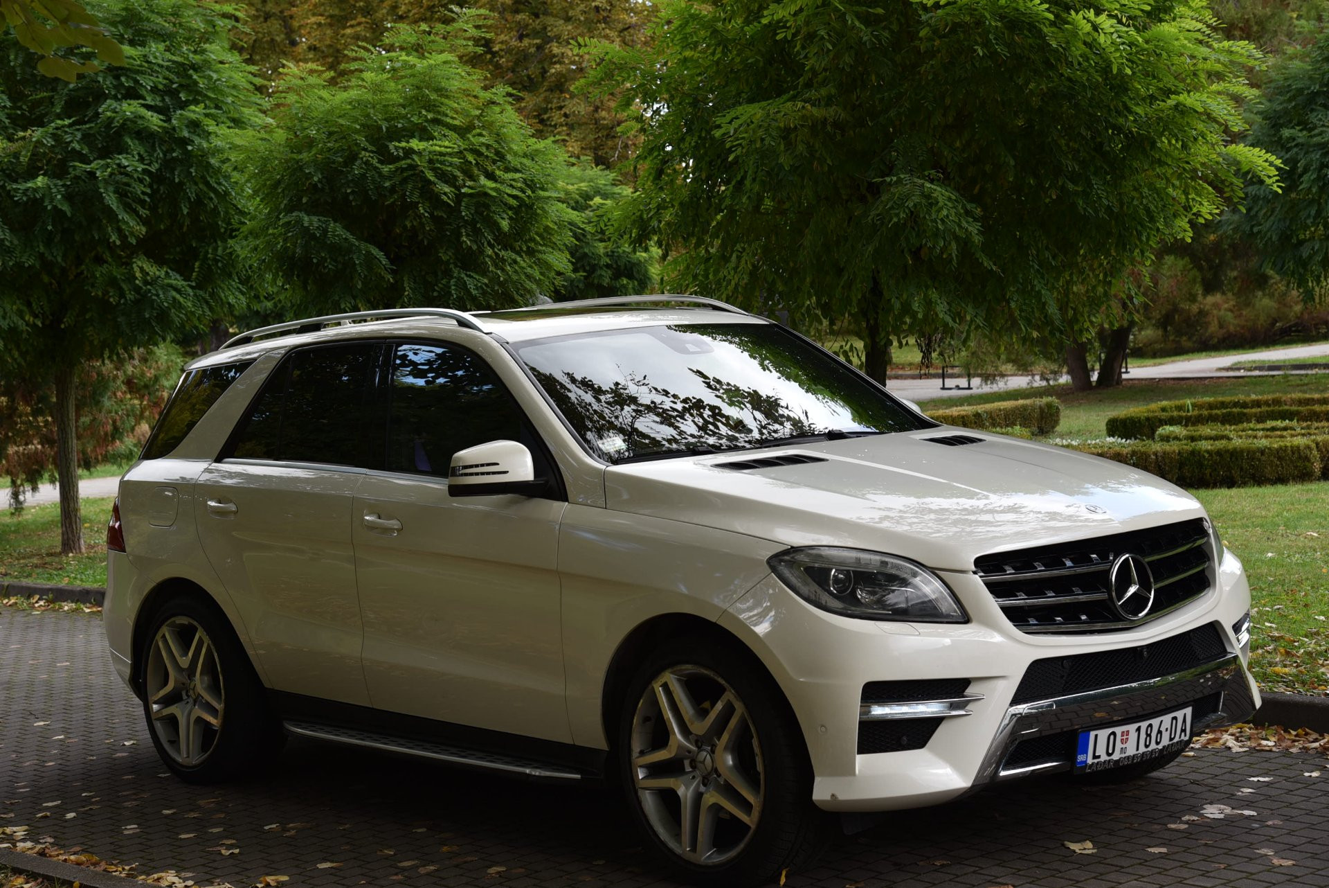 Mercedes Benz ML 350 AMG A I R M A T I K
