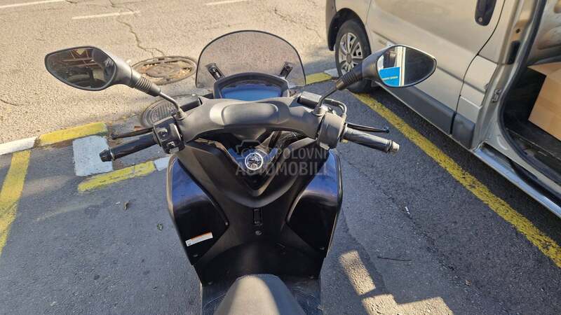 Yamaha TriCity