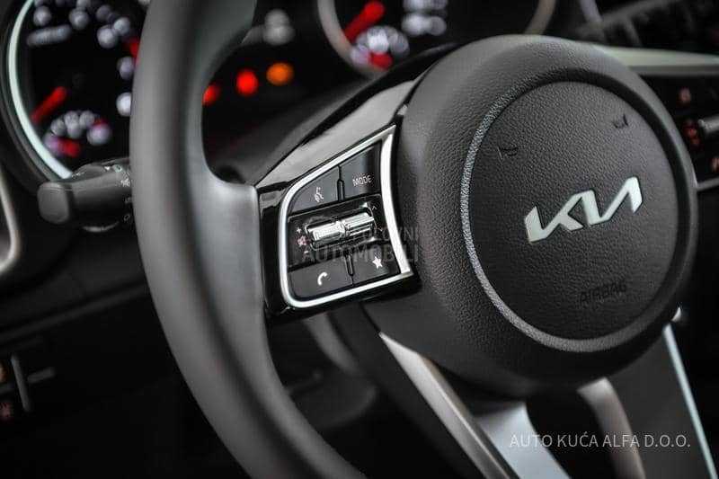 Kia XCeed 1.6 T-GDI SMART DCT