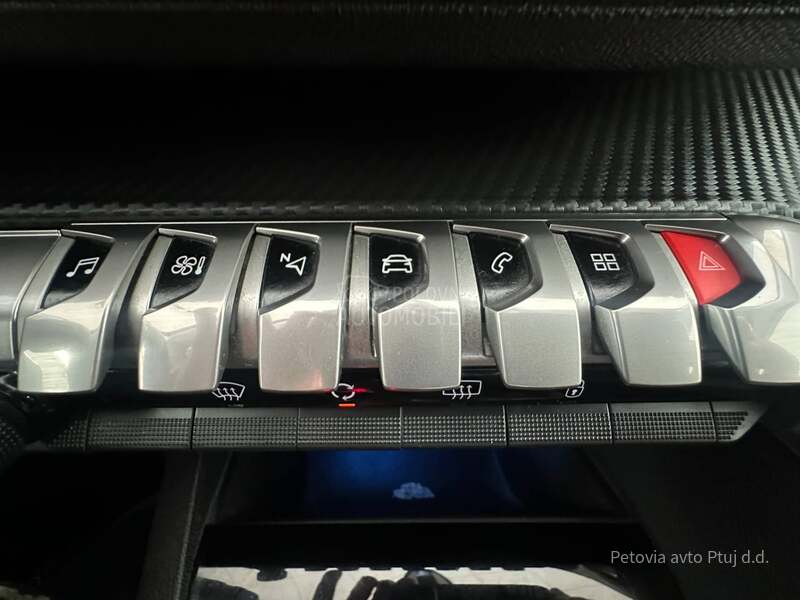 Peugeot 5008 BLUEHDI 130 BUSINESS