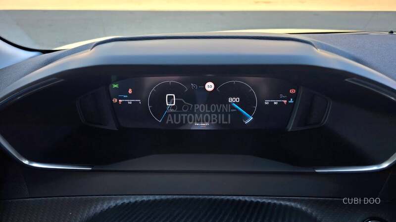 Peugeot 208 1.2E ALLURE 100