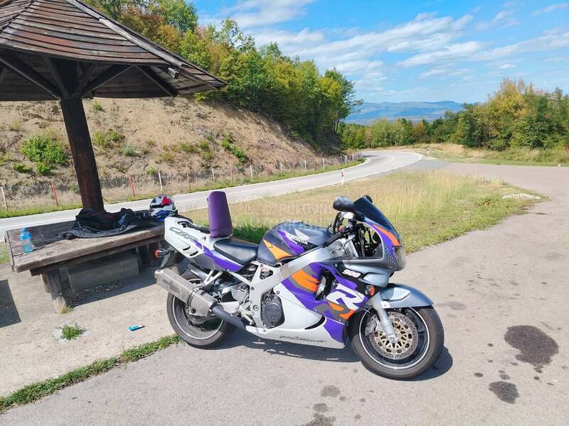Honda Cbr 900rr