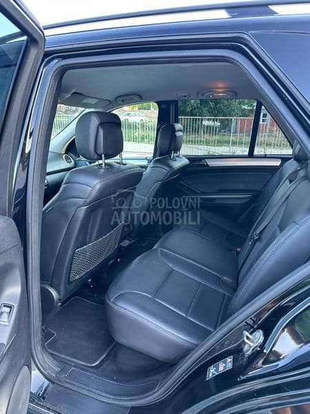 Mercedes Benz ML 300 