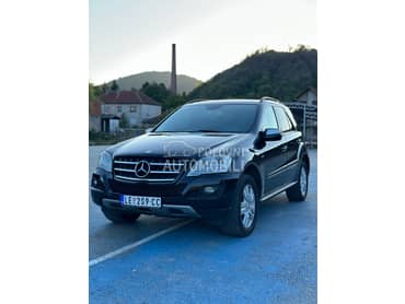 Mercedes Benz ML 300 
