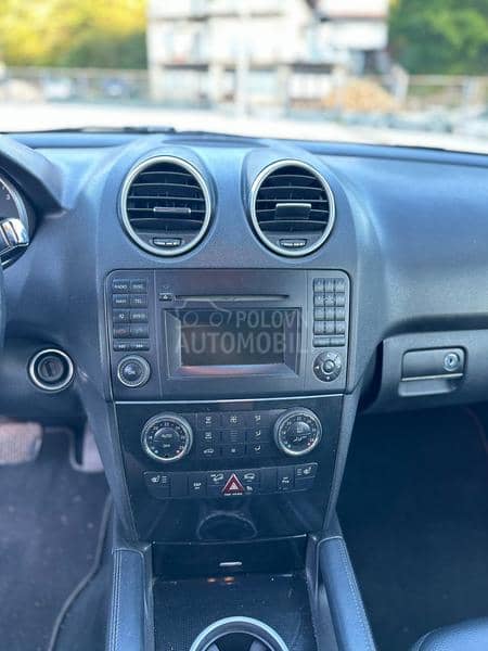 Mercedes Benz ML 300 