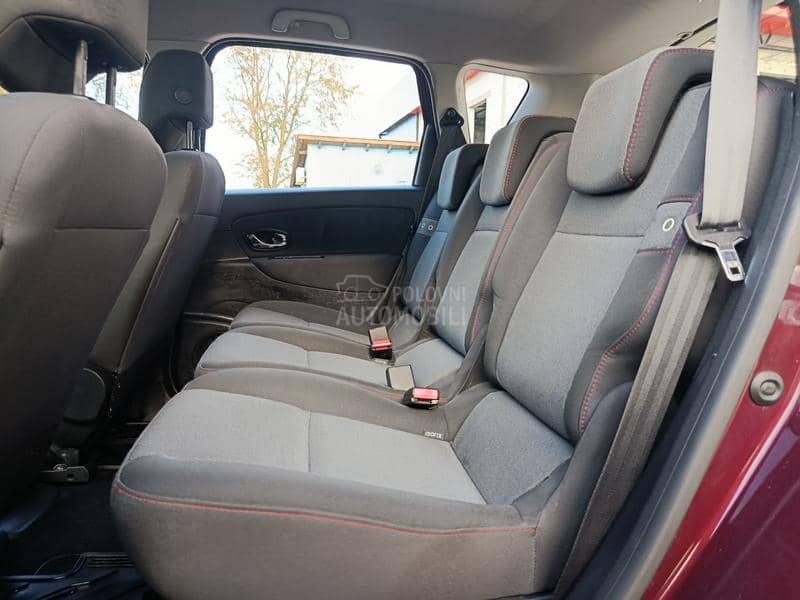 Renault Scenic 1.5 DCi