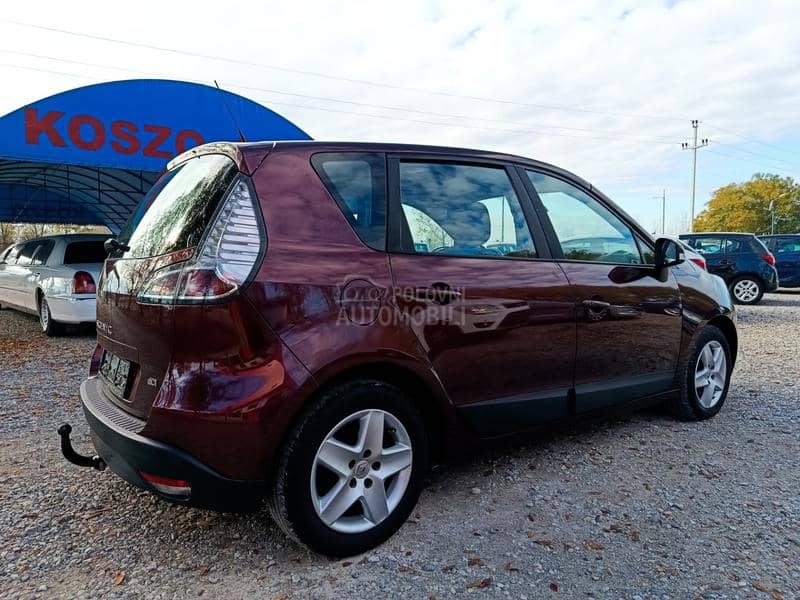Renault Scenic 1.5 DCi