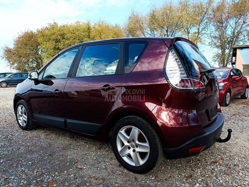 Renault Scenic 1.5 DCi