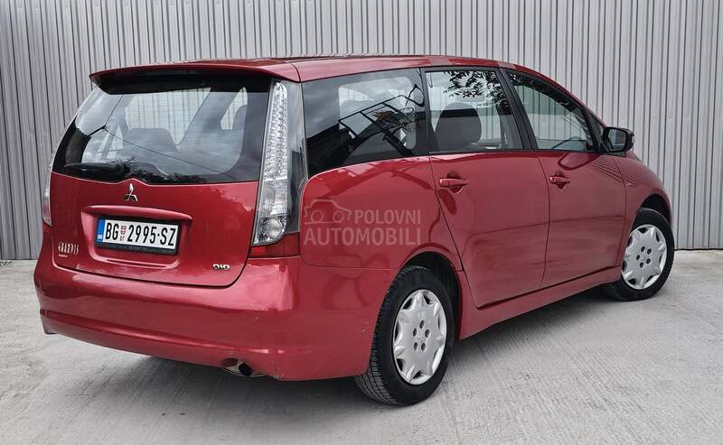 Mitsubishi Grandis 2.0 DiD 7sedišt a