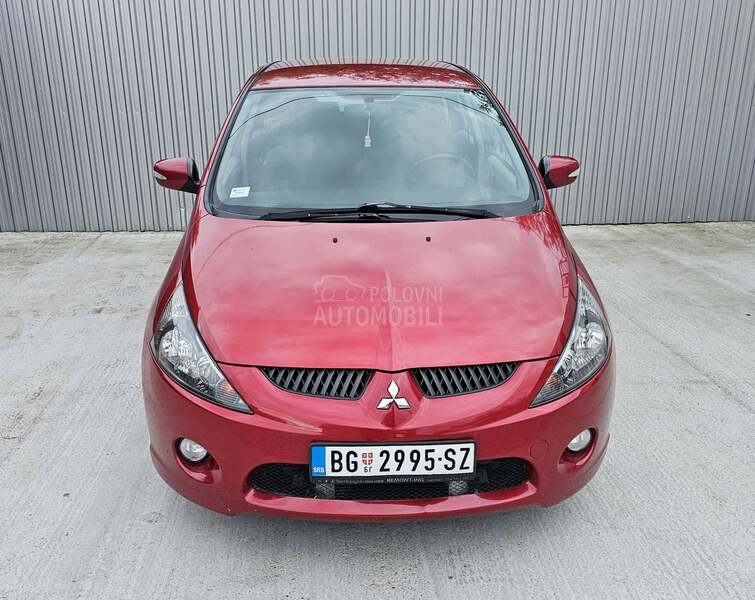 Mitsubishi Grandis 2.0 DiD 7sedišt a