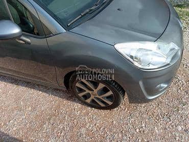 Desno krilo za Citroen C3