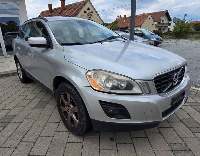 Volvo XC60 2.4D AWD