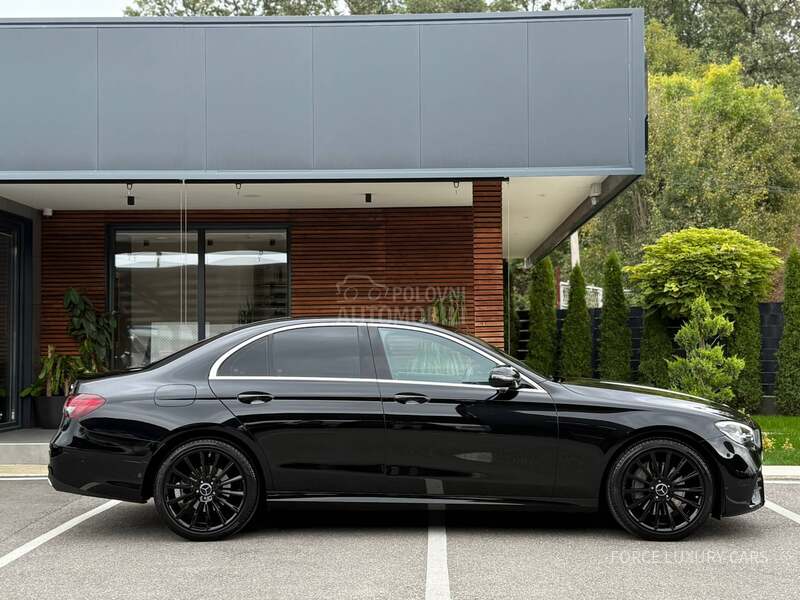Mercedes Benz E 220 d AMG 4Matic