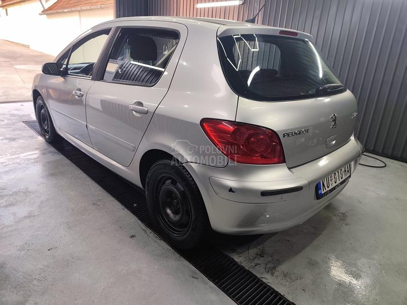 Peugeot 307 1.6 HDI