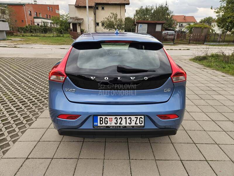 Volvo V40 AUTO
