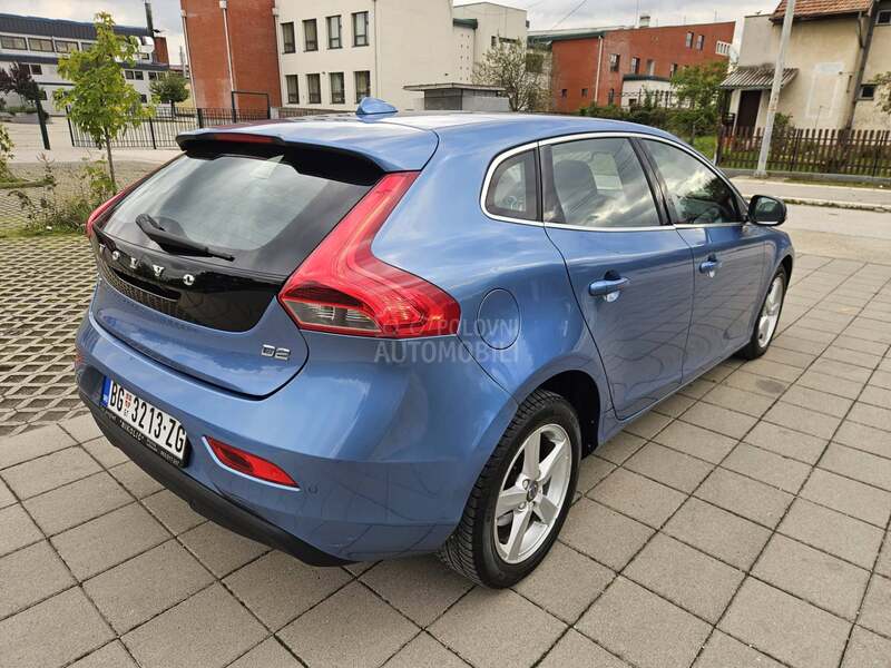 Volvo V40 AUTO