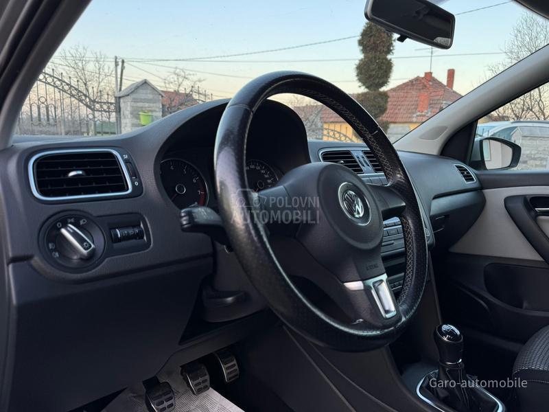 Volkswagen Polo 1.2TSI CROSS CH NOV