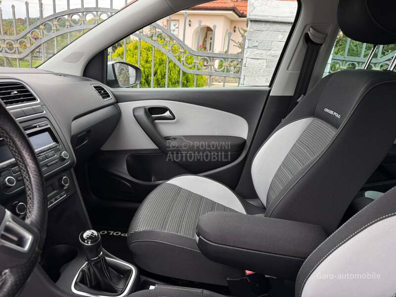 Volkswagen Polo 1.2TSI CROSS CH NOV